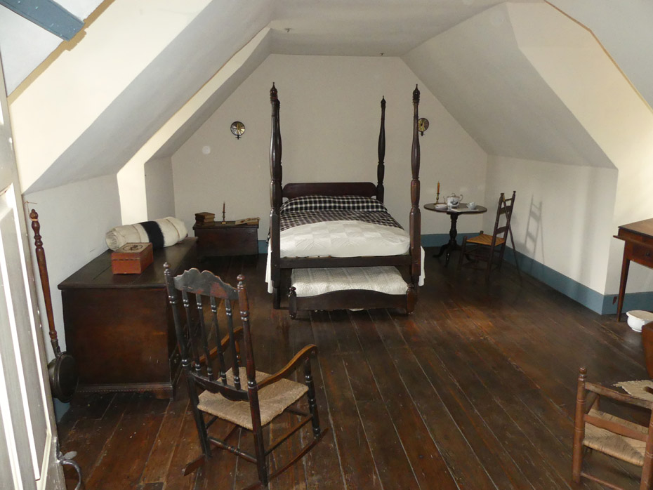 Typical upscale guest room in 1800s at Michie Tavern in Charlottesville, VA