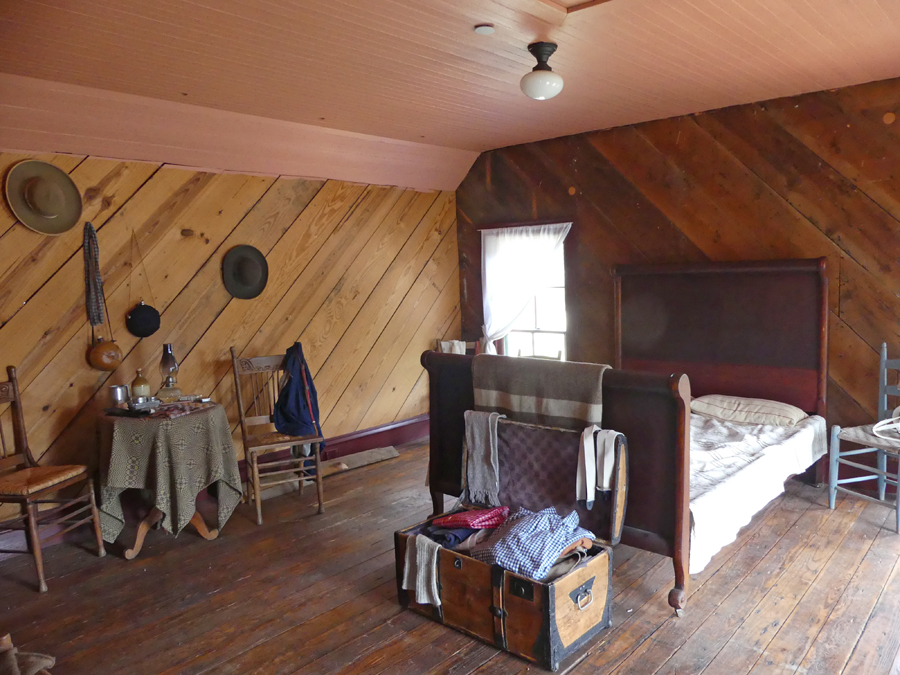 bedroom at Nash Farm