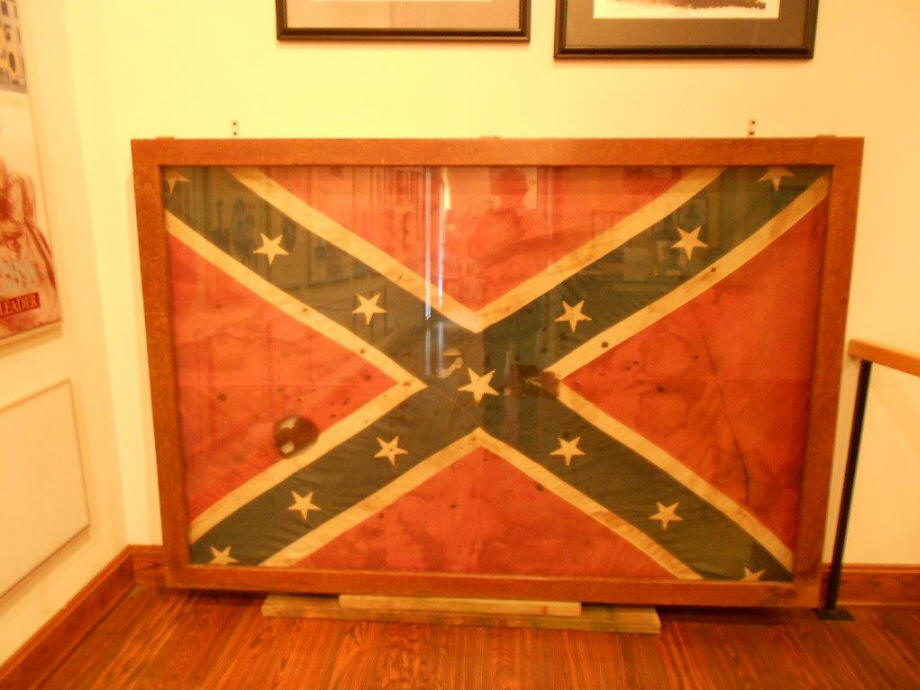 Confederate battleflag at Jefferson Davis Birthplace Musuem