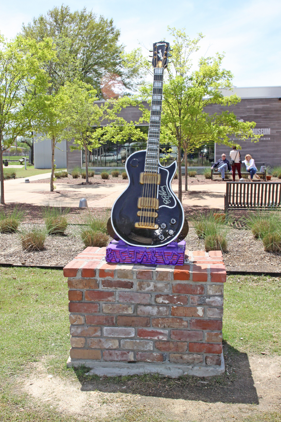 Stature of "Lucille" in front of the B. B. King Museum in Indianola, Mississippi