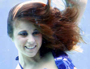 Mermaid closeup.jpg (7158904 bytes)