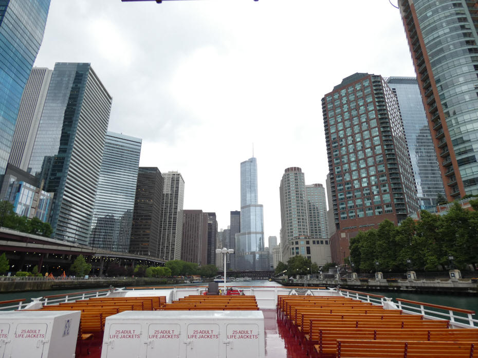 view from riverboat ttour