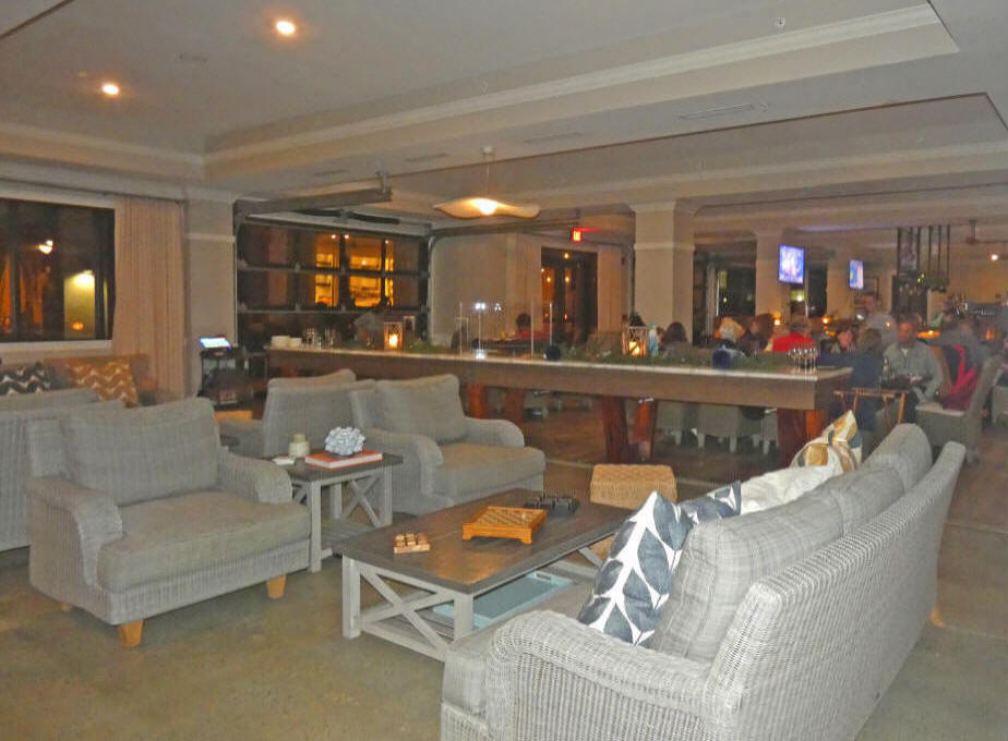 dining in restaurant