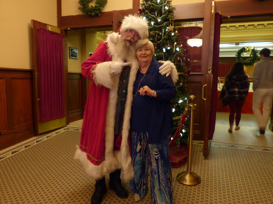 santa and I at rylander theater