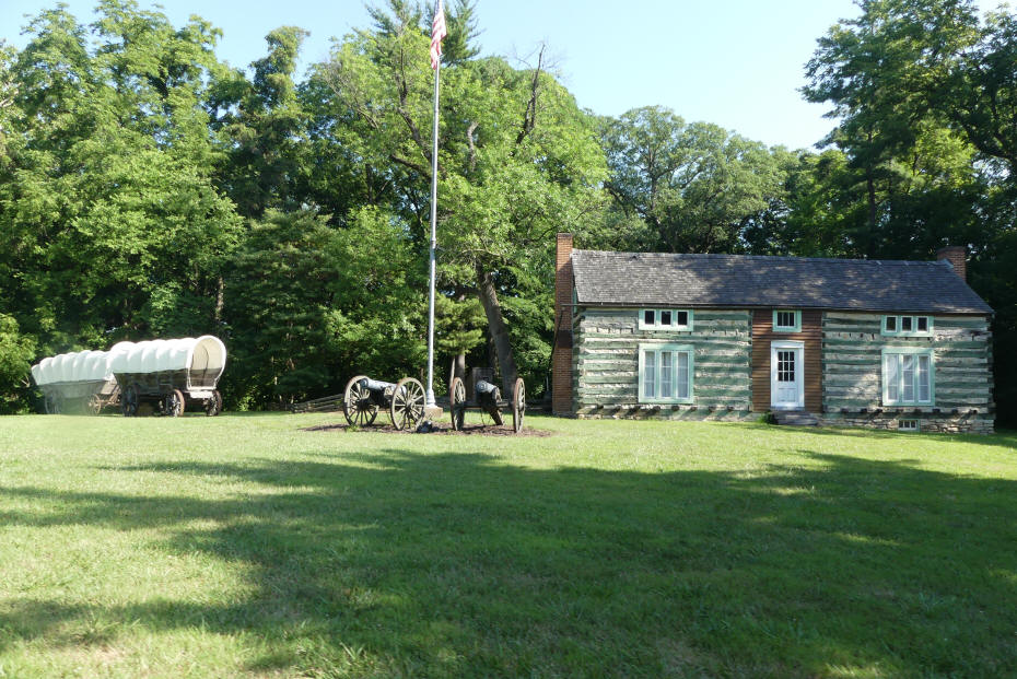 covered wagon and out building at grants farm
