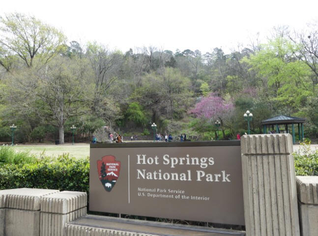 hot springs national park sign