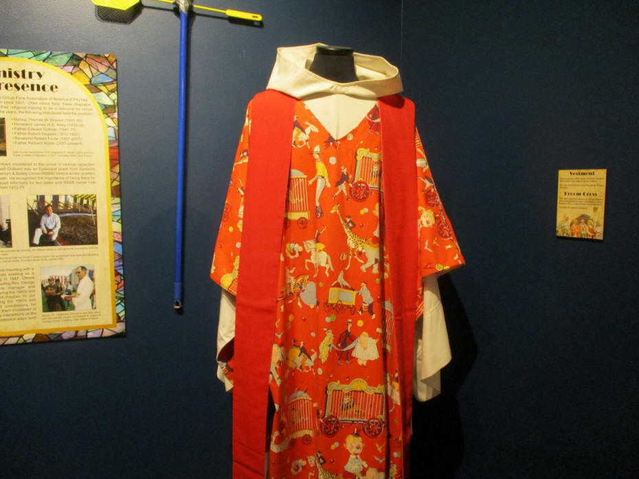 vestments