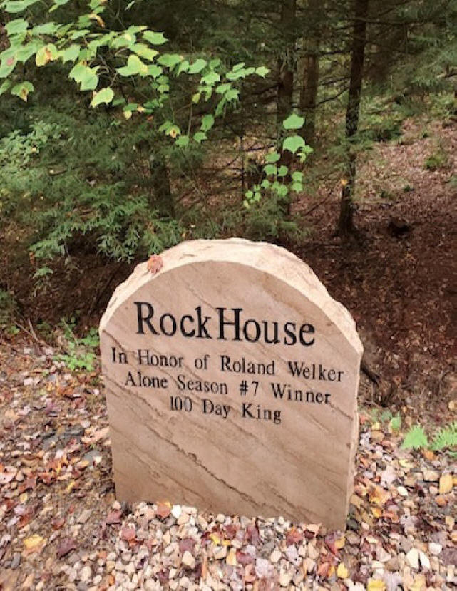 marker honoring Roland Welker atbilger rocks