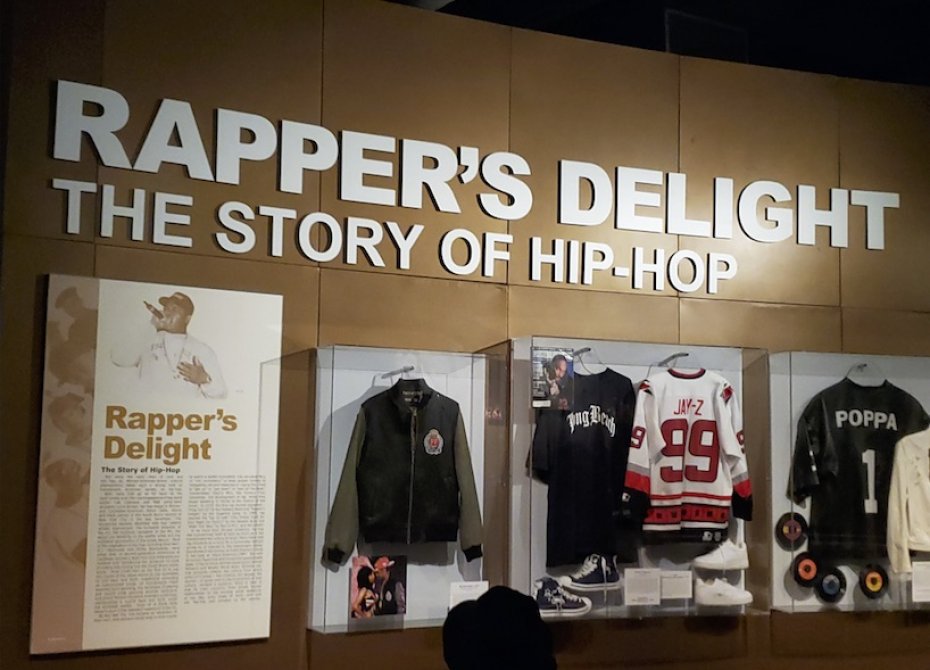 Rapper's exhibit at Cleveland Rock and Roll Hall of Fame