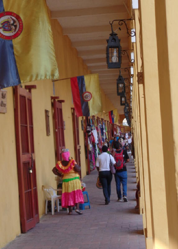 shopping_arcade in colombia