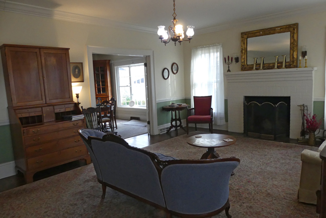 parlor at hunt house