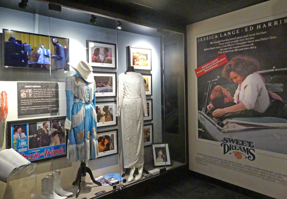 costumes and poster from Sweet dreams