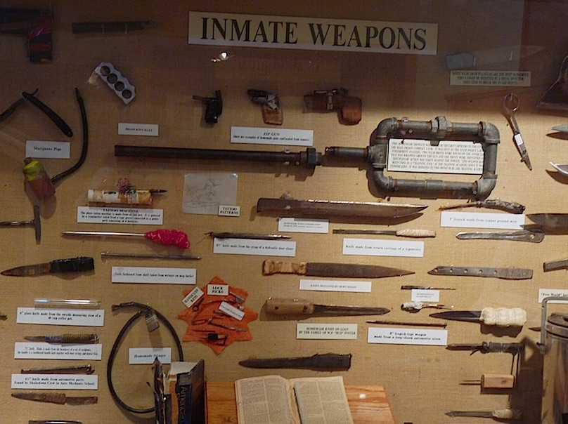 Display of weapons taken from Angola prisoners