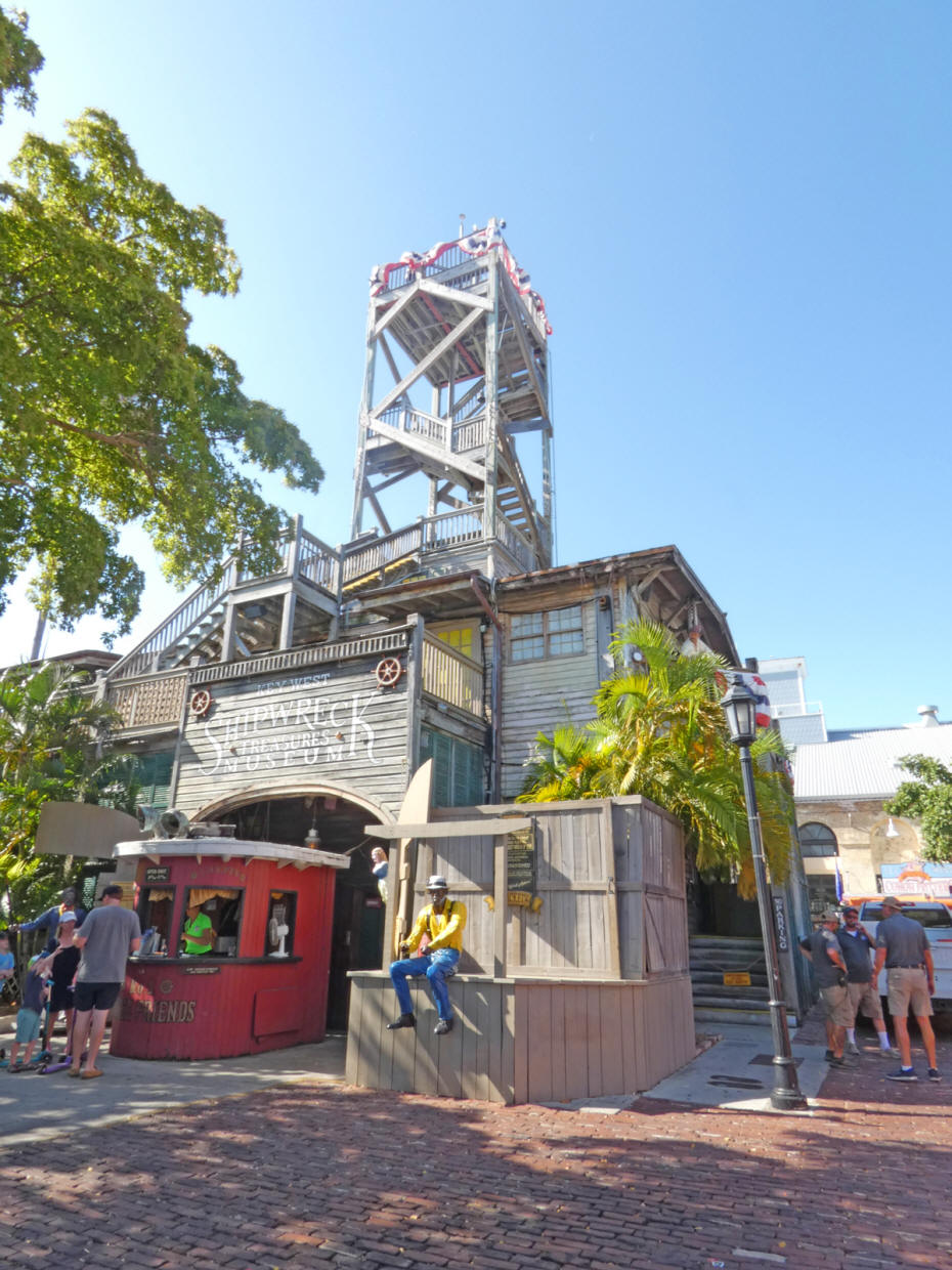 shipwreck and treasure musuem.