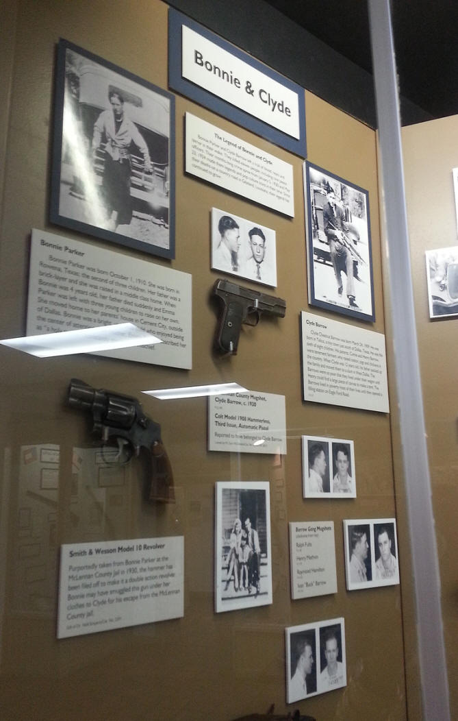 exhibit of wanted posters on Bonnie and Clyde 