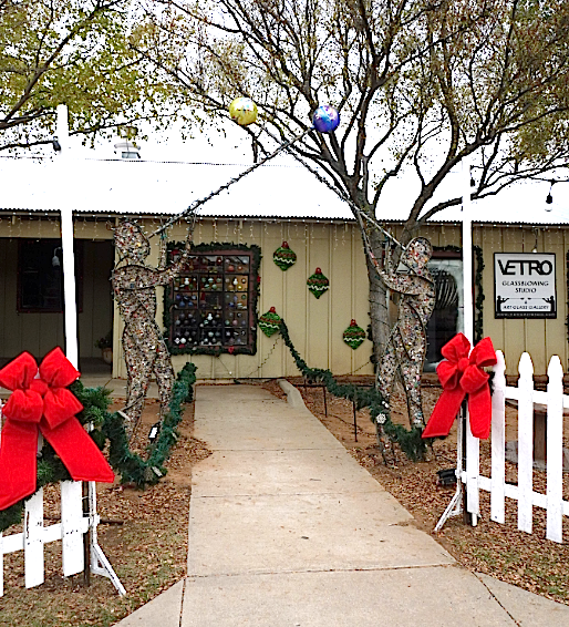 VETRO Glassblowing Studio & Gallery in Grapevine