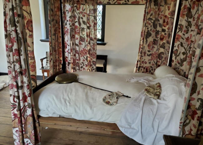 bedroom in throughgood house